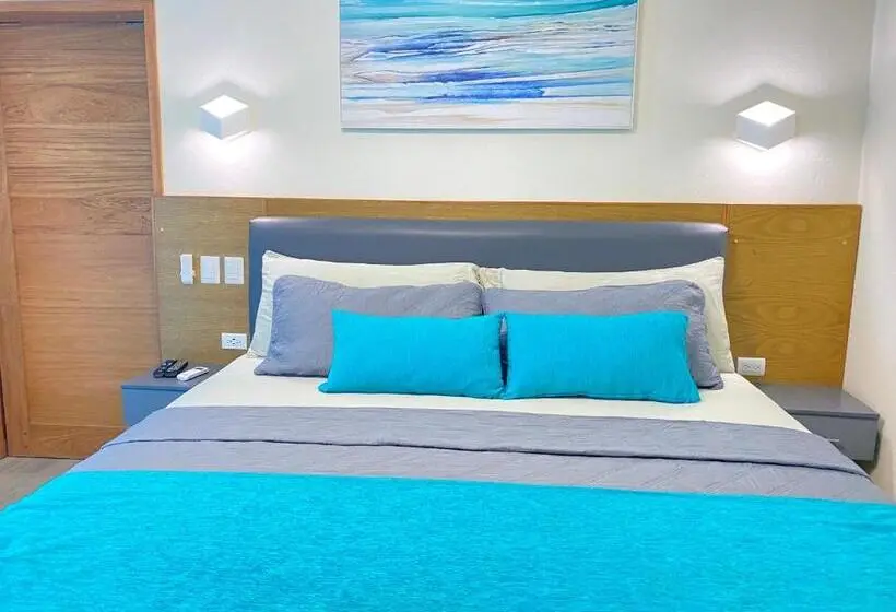 Deluxe Suite King Bed, Agua Dulce