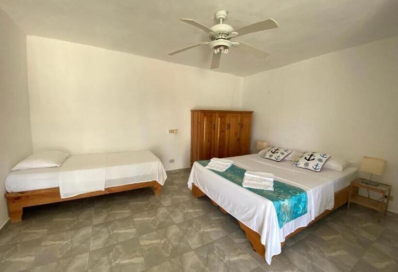 标准三人间, Agua Dulce