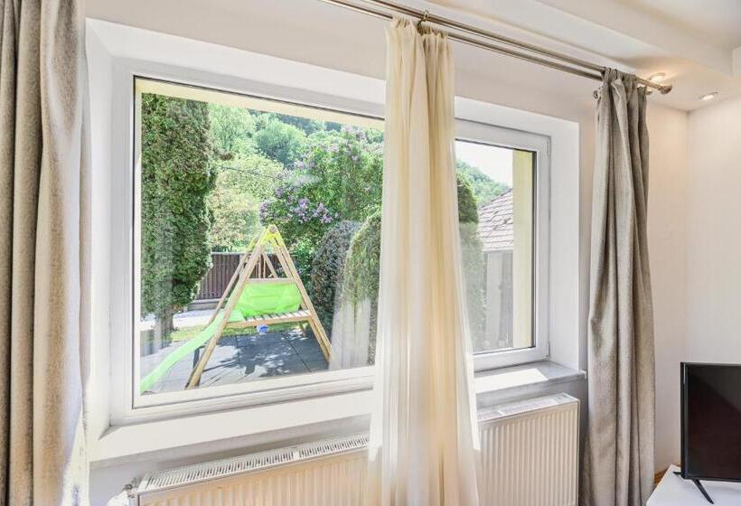 חדר דלוקס, Cedrus Boutique