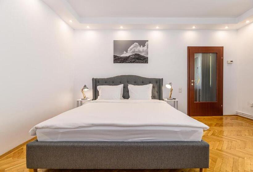 חדר דלוקס, Cedrus Boutique