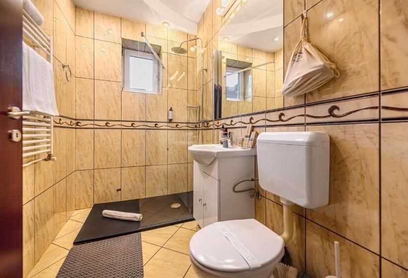 חדר דלוקס, Cedrus Boutique