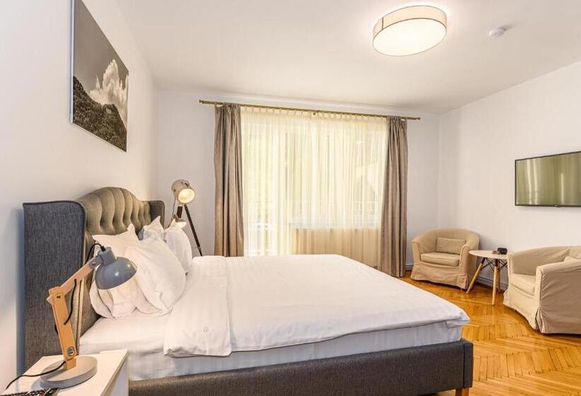 חדר סטנדרט עם מרפסת, Cedrus Boutique