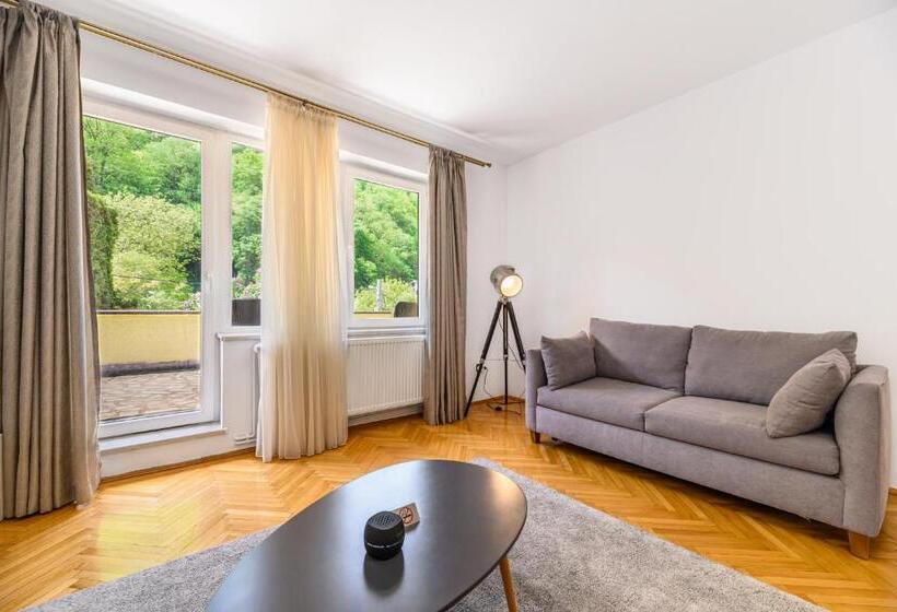 חדר דלוקס עם מרפסת טרסה, Cedrus Boutique