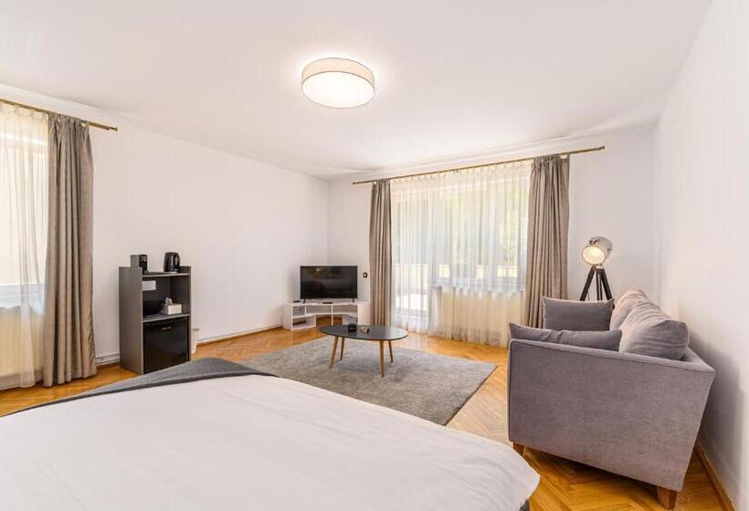 חדר דלוקס עם מרפסת טרסה, Cedrus Boutique