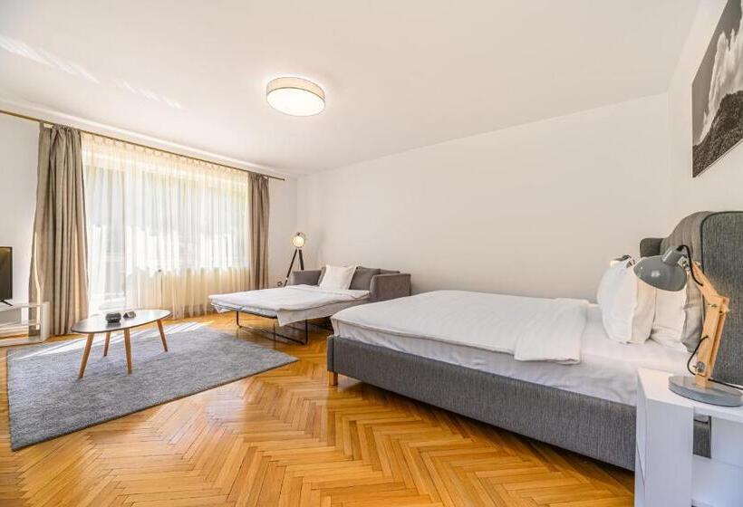 חדר דלוקס עם מרפסת טרסה, Cedrus Boutique