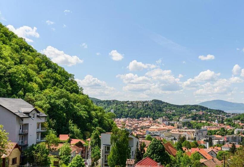 דירת דלוקס 2 חדרי שינה, Cedrus Boutique