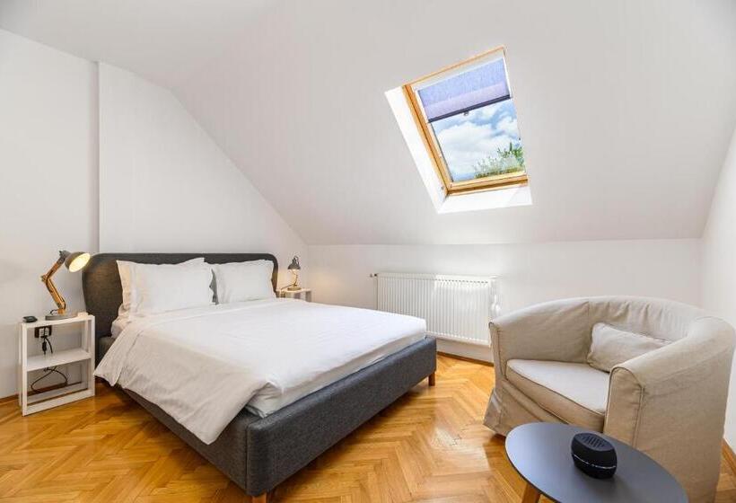 דירת דלוקס 2 חדרי שינה, Cedrus Boutique