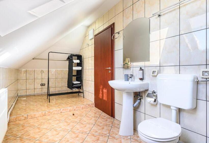 דירת דלוקס 2 חדרי שינה, Cedrus Boutique