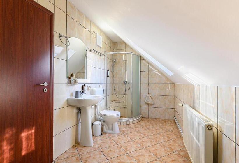 דירת דלוקס 2 חדרי שינה, Cedrus Boutique