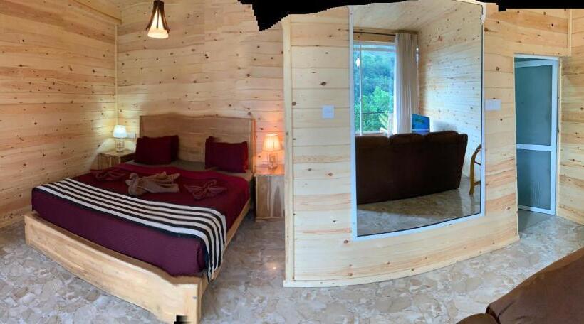 발코니가 있는 스위트, Country Homes