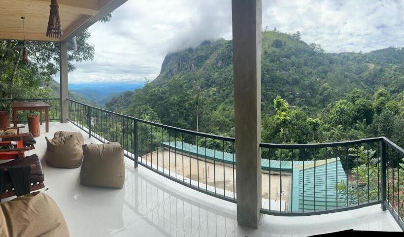 수피리어 스위트, Country Homes