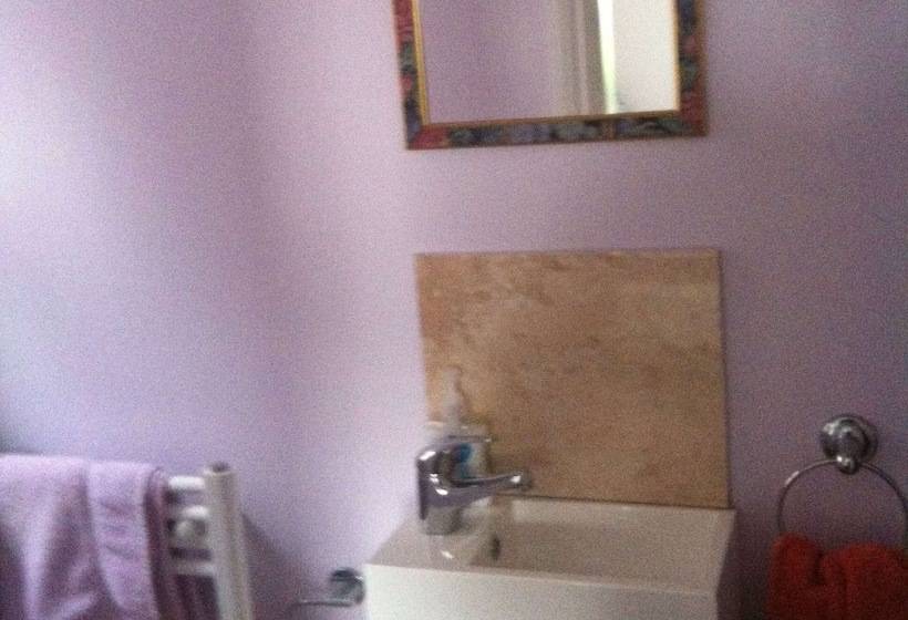 غرفة قياسية, Laurel Lodge