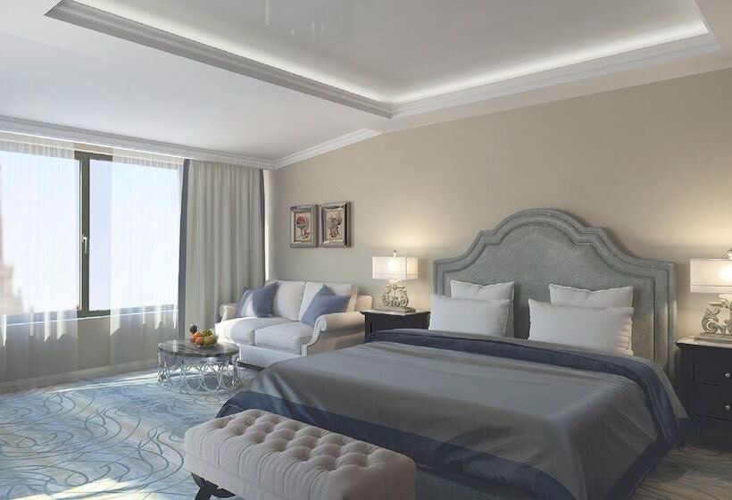 اتاق لوکس با چشم‌انداز دریا, Marina Yacht