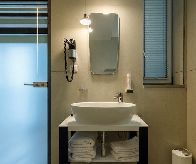 Habitació Business, Mava Apartamente