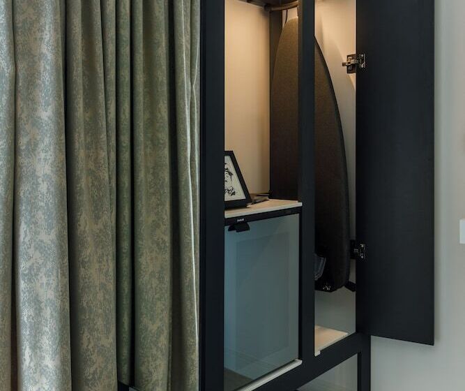 Habitació Business, Mava Apartamente