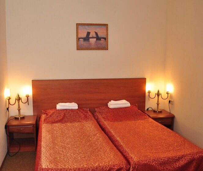 חדר סטנדרט, Natali