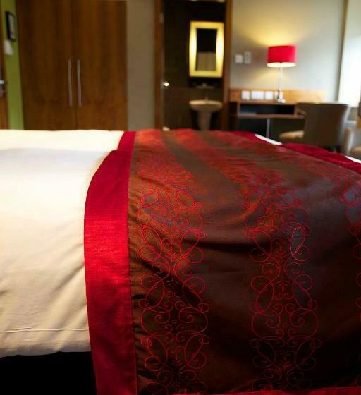 חדר אקזקיוטיב, Orocco Pier