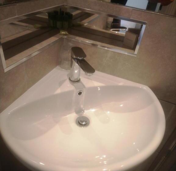 חדר דלוקס יחיד, The Gatsby Blackpool Formerly The Windsor