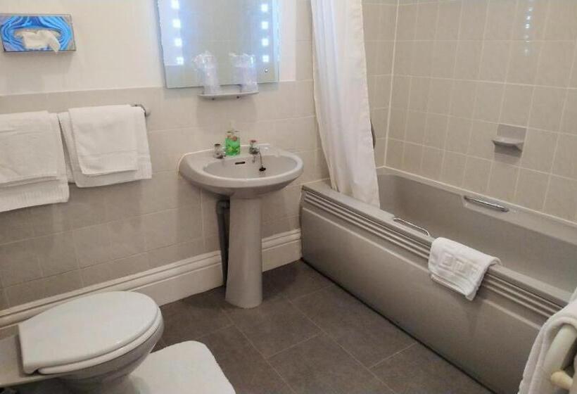 חדר דלוקס, The Gatsby Blackpool Formerly The Windsor