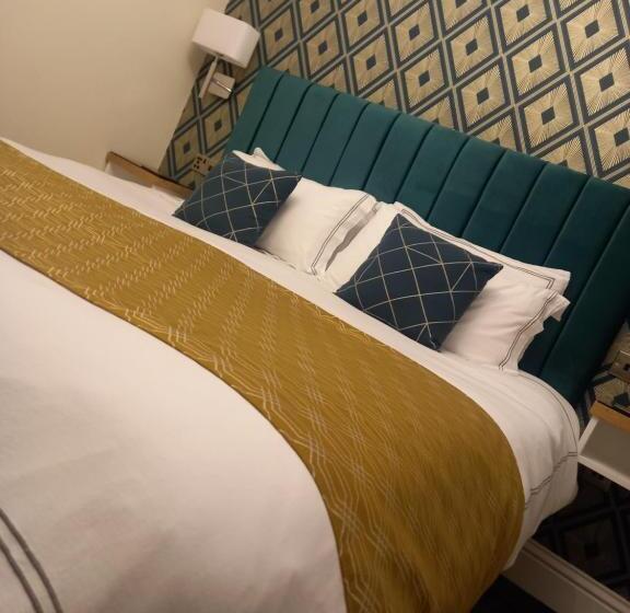 חדר דלוקס, The Gatsby Blackpool Formerly The Windsor