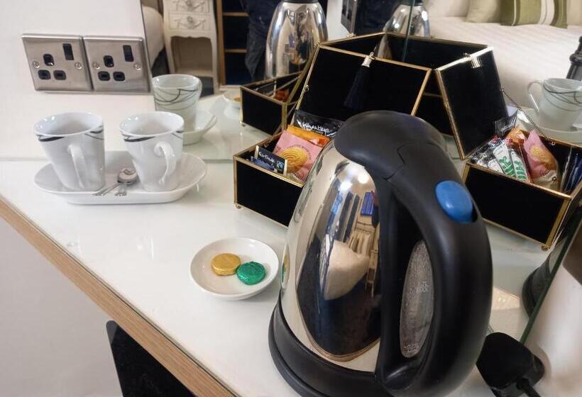 חדר סופריור עם מיטת קינג, The Gatsby Blackpool Formerly The Windsor