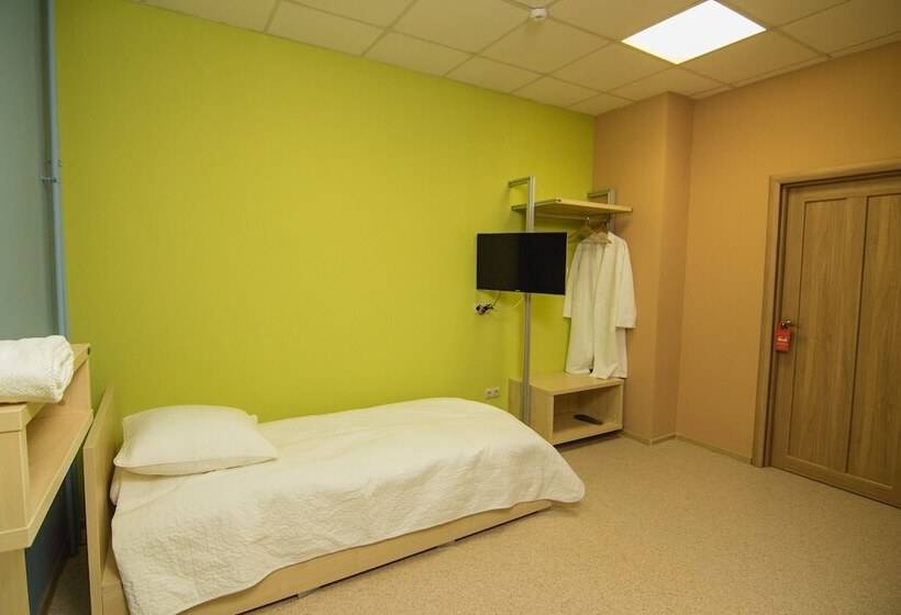 اتاق استاندارد یک نفره, Medical Hotel & Spa