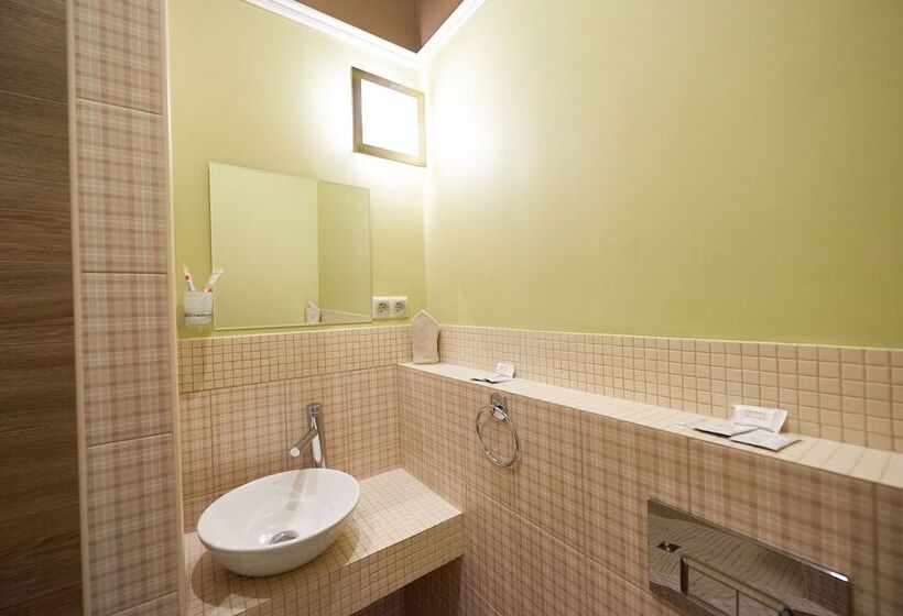 סוויטת ג'וניור, Medical Hotel & Spa