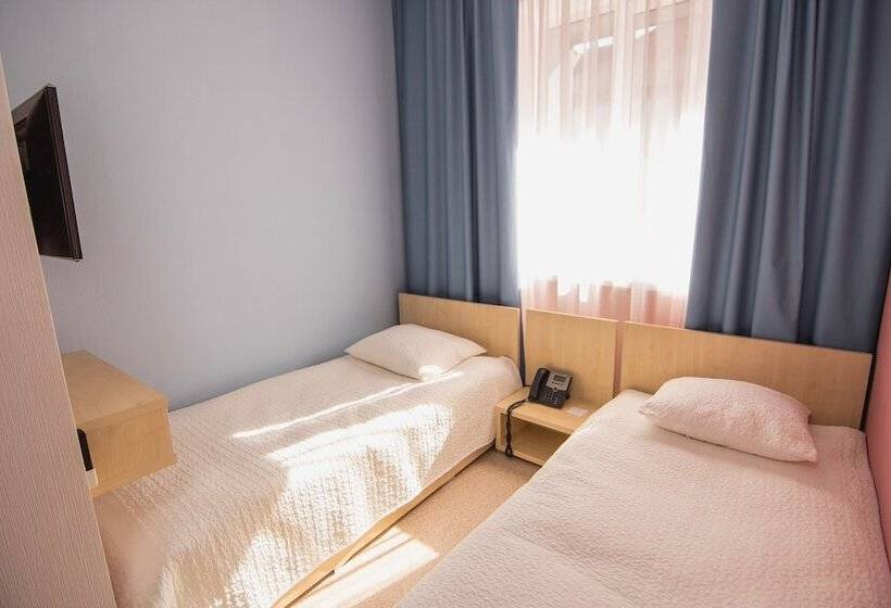 חדר מוזל מקלחת משותפת, Medical Hotel & Spa