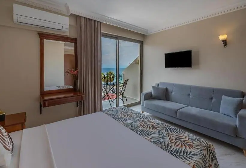 海の見えるスタンダードスタジオ, Rosy Suites