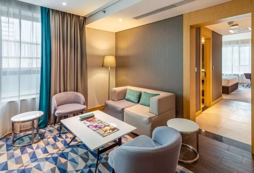 سوییت اجرایی, Flora Inn Hotel Dubai Airport