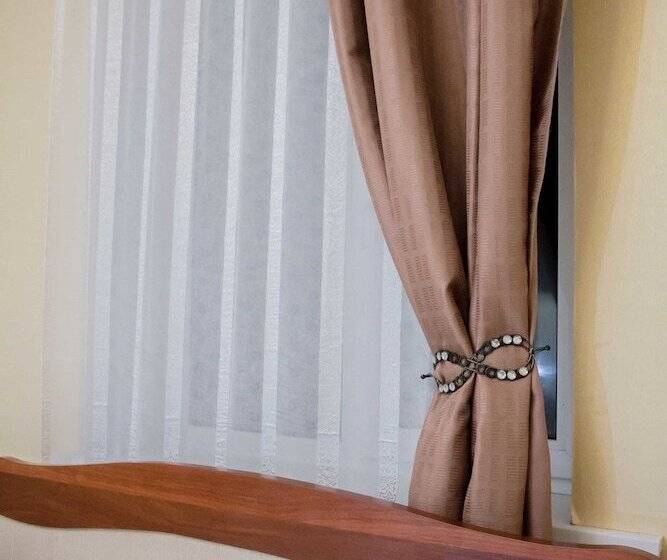 스탠다드 룸, Elysium