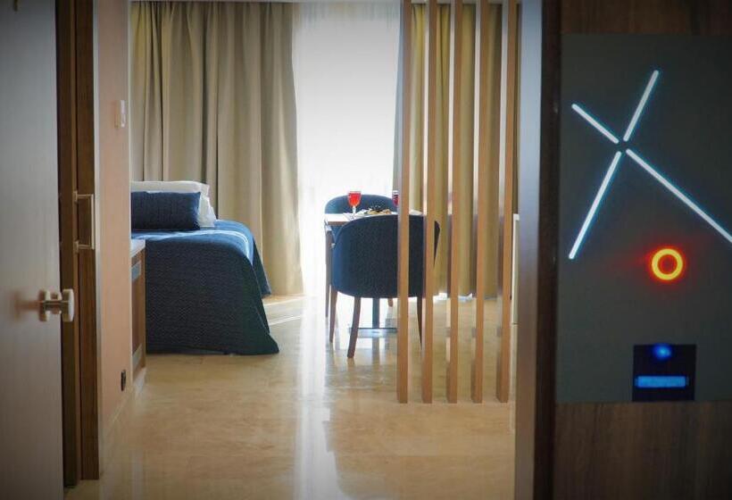 Люкс Superior, Extenso