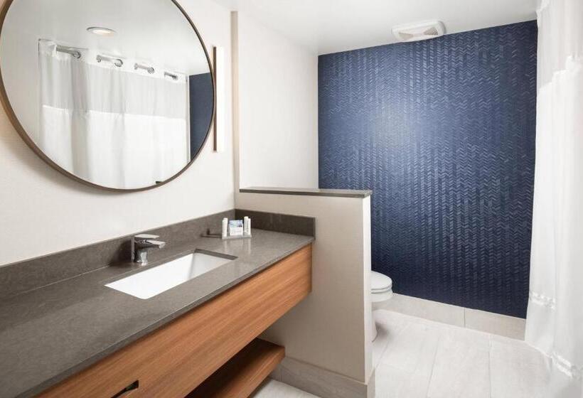 غرفة قياسية سرير كينج, Fairfield Inn & Suites By Marriott Athens