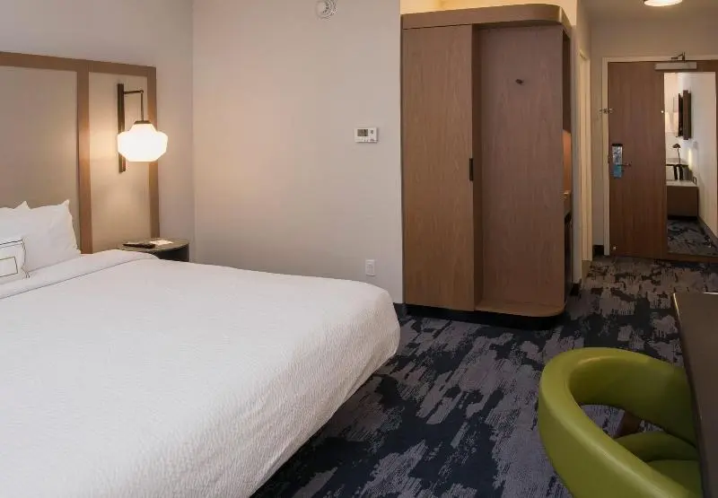 Standard-huone King-vuode, Fairfield Inn & Suites By Marriott Athens