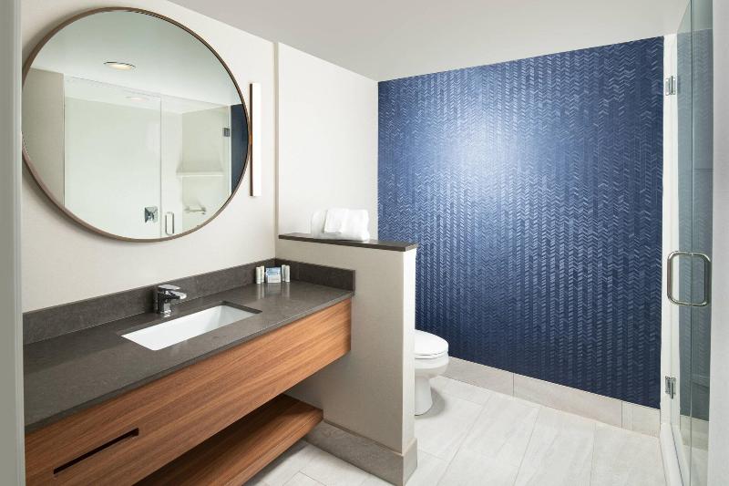 غرفة قياسية سرير كينج, Fairfield Inn & Suites By Marriott Athens