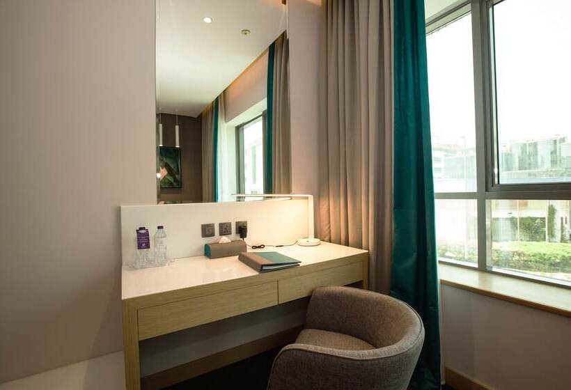 Номер Стандарт Смежный, Flora Inn Hotel Dubai Airport