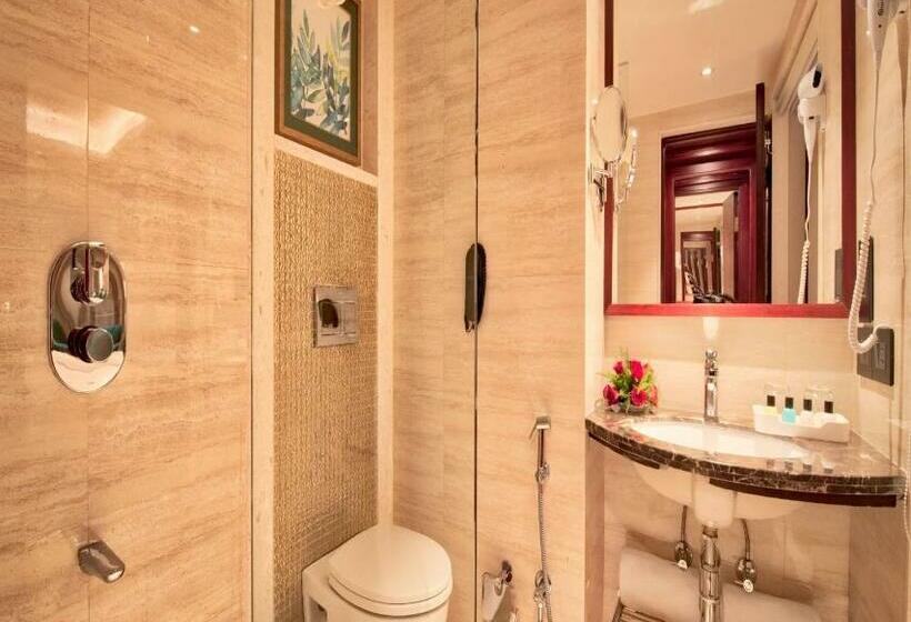 Pokój Standard, Golden Tulip Essential Jaipur