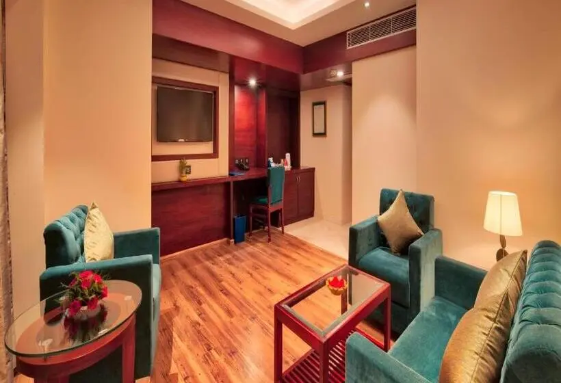 スイート, Golden Tulip Essential Jaipur
