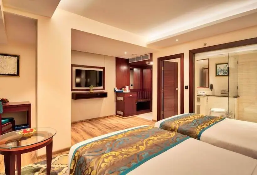 スーペリアールーム, Golden Tulip Essential Jaipur