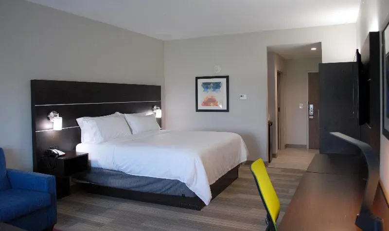 身障者適用スタンダードルーム, Holiday Inn Express & Suites White Hall, An Ihg