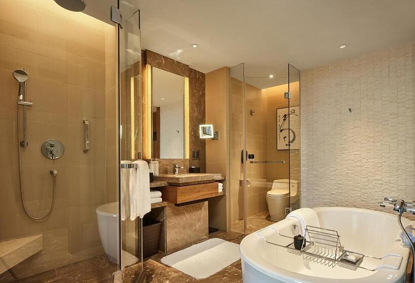 프리미엄 룸, Hualuxe Ningbo Harbor City, An Ihg