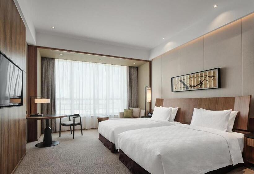 高级客房, Hualuxe Ningbo Harbor City, An Ihg