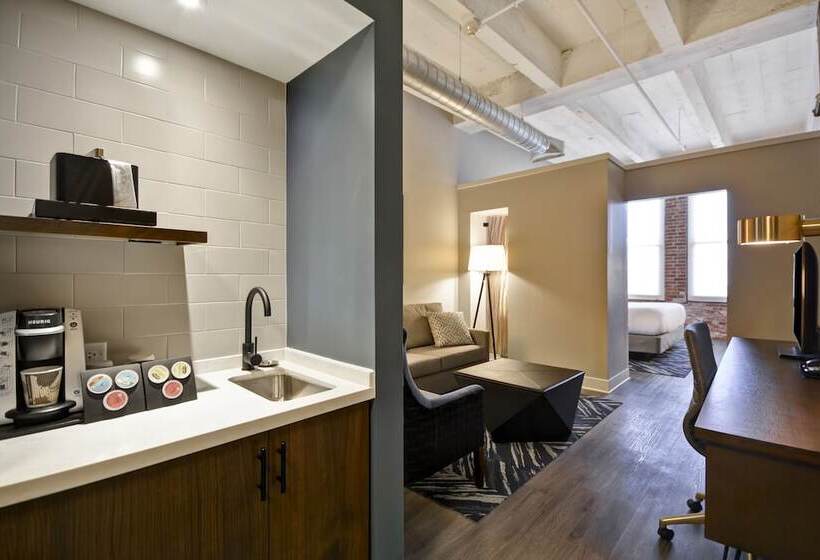 جناح لذوى الاحتياجات الخاصة, Indigo Kansas City   The Crossroads, An Ihg