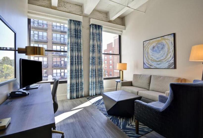 جناح لذوى الاحتياجات الخاصة, Indigo Kansas City   The Crossroads, An Ihg