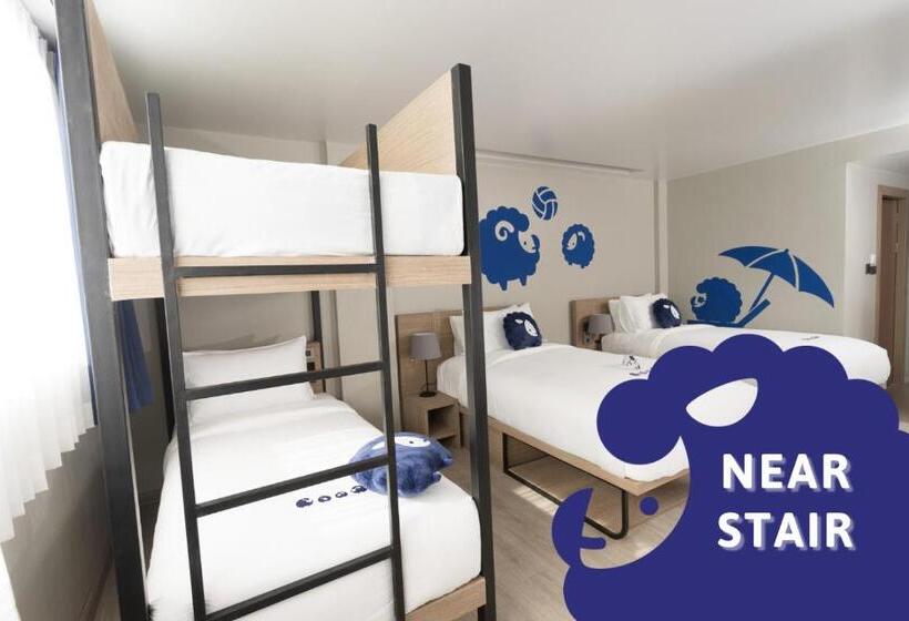 Economy Quadruple Room, Kokotel Krabi Oasis