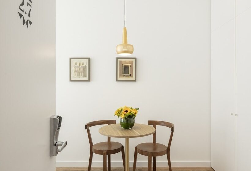 스탠다드 스튜디오, Lisbon Serviced Apartments Chiado Emenda
