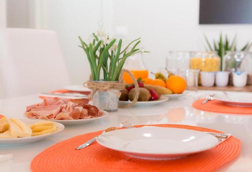 带阳台的豪华间, Photoguest B&b