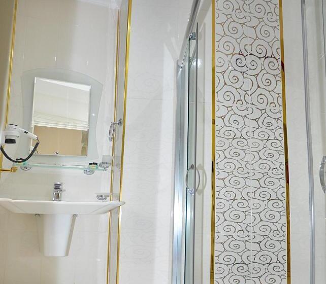 اتاق استاندارد, Ens