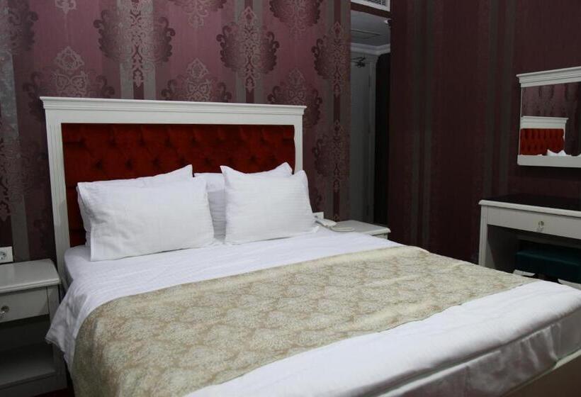 اتاق استاندارد سه نفره, Ens