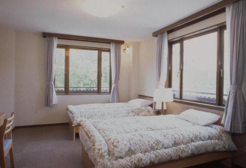 غرفة قياسية, Petit Hotel Shitaka